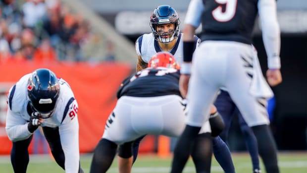 Texans linebacker Blake Cashman prepares for the snap by the Cincinnati Bengals in the second half at Paycor Stadium.